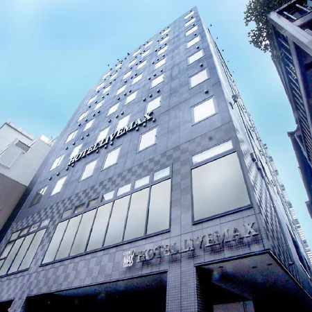 Hotel Livemax Yokohama Motomachi Ekimae Екстер'єр фото